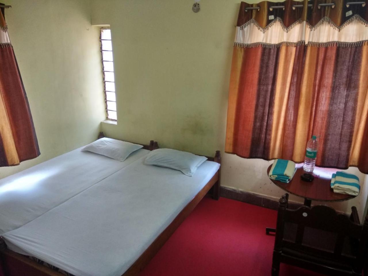 Renu Guest House Calcutta Exteriör bild