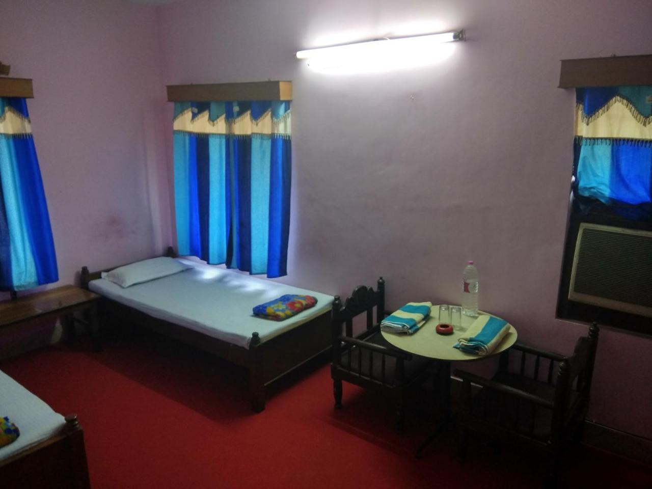 Renu Guest House Calcutta Exteriör bild