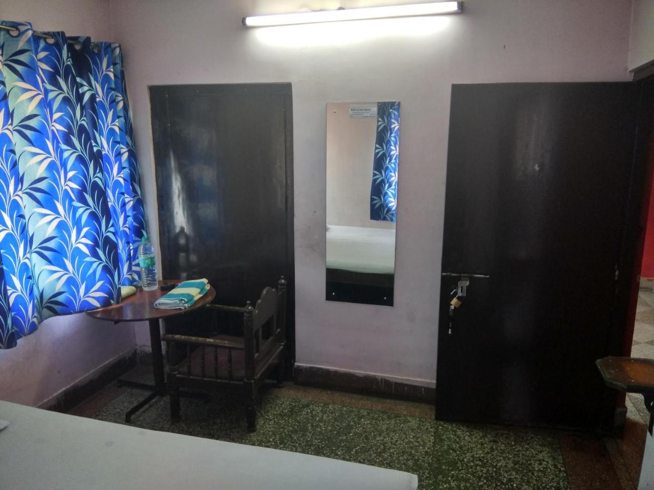 Renu Guest House Calcutta Exteriör bild